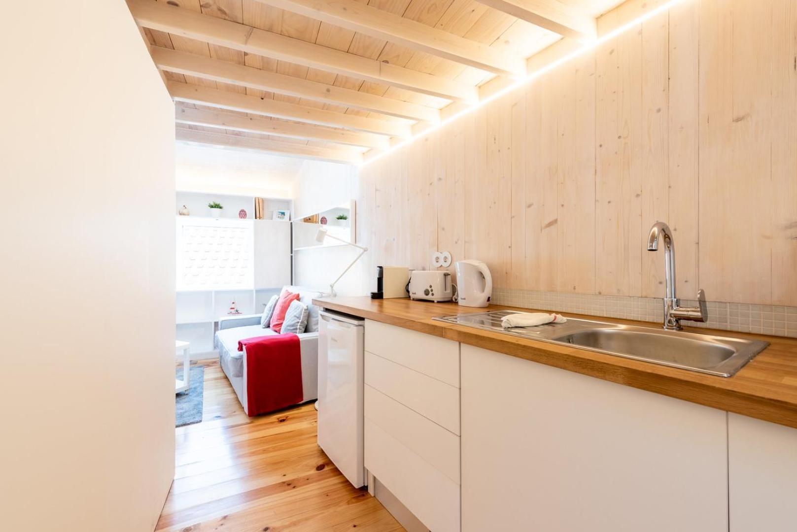 Guestready - A Charming Wooden Retreat Apartment Lisbon